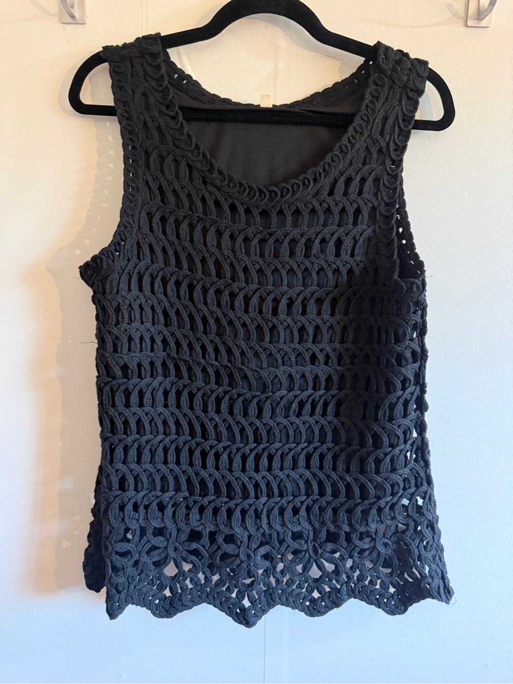 Adiva Black Crochet Lace Tank Top L Lined Boho Festival Scalloped Hem